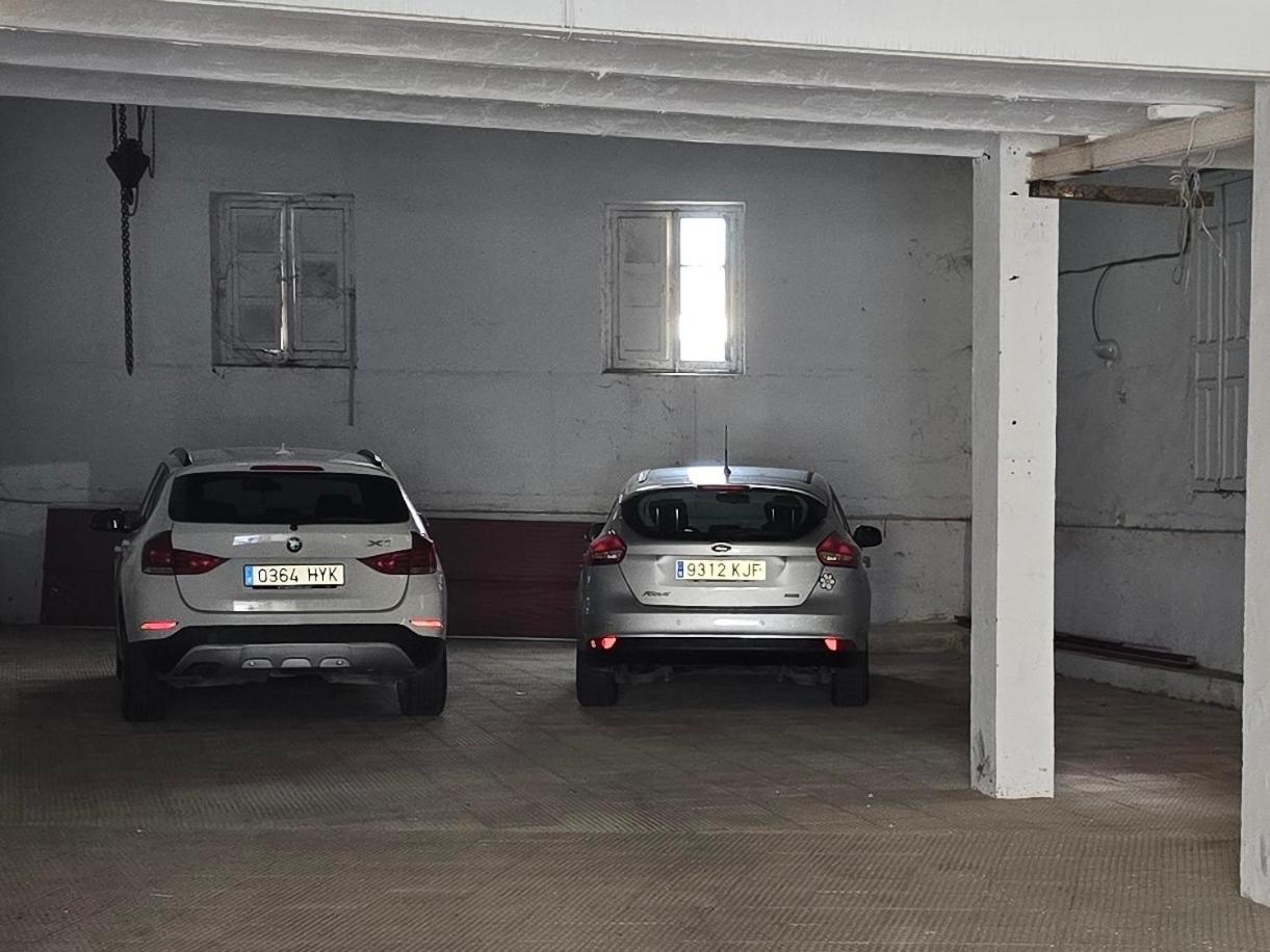 Puerta De Bisagra-Parking Gratis- Con 2 Habitaciones توليدو المظهر الخارجي الصورة
